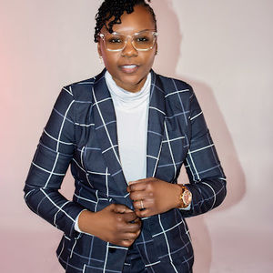 Meet your Posher, Deborah